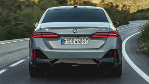 BMW i5 (2025): Budoucnost radosti z jízdy. A konečně i v kombi