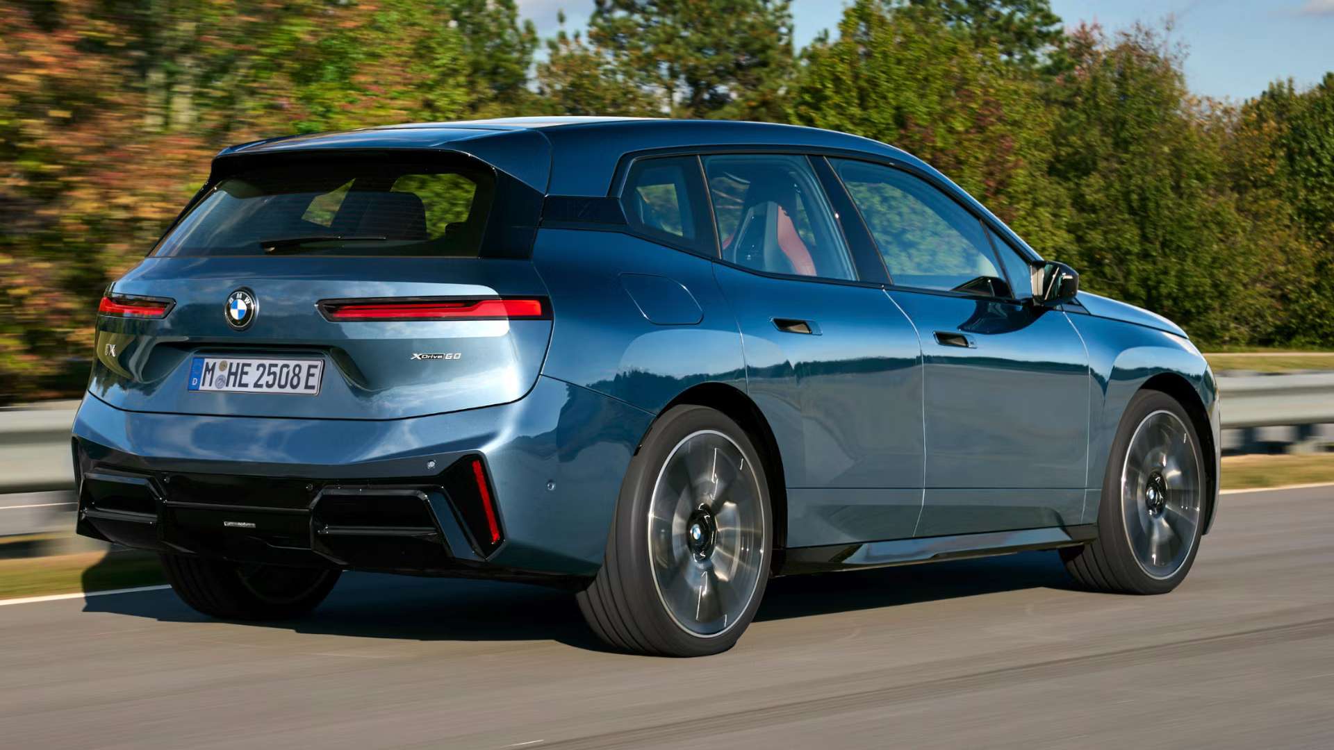BMW iX - Obrázek 10