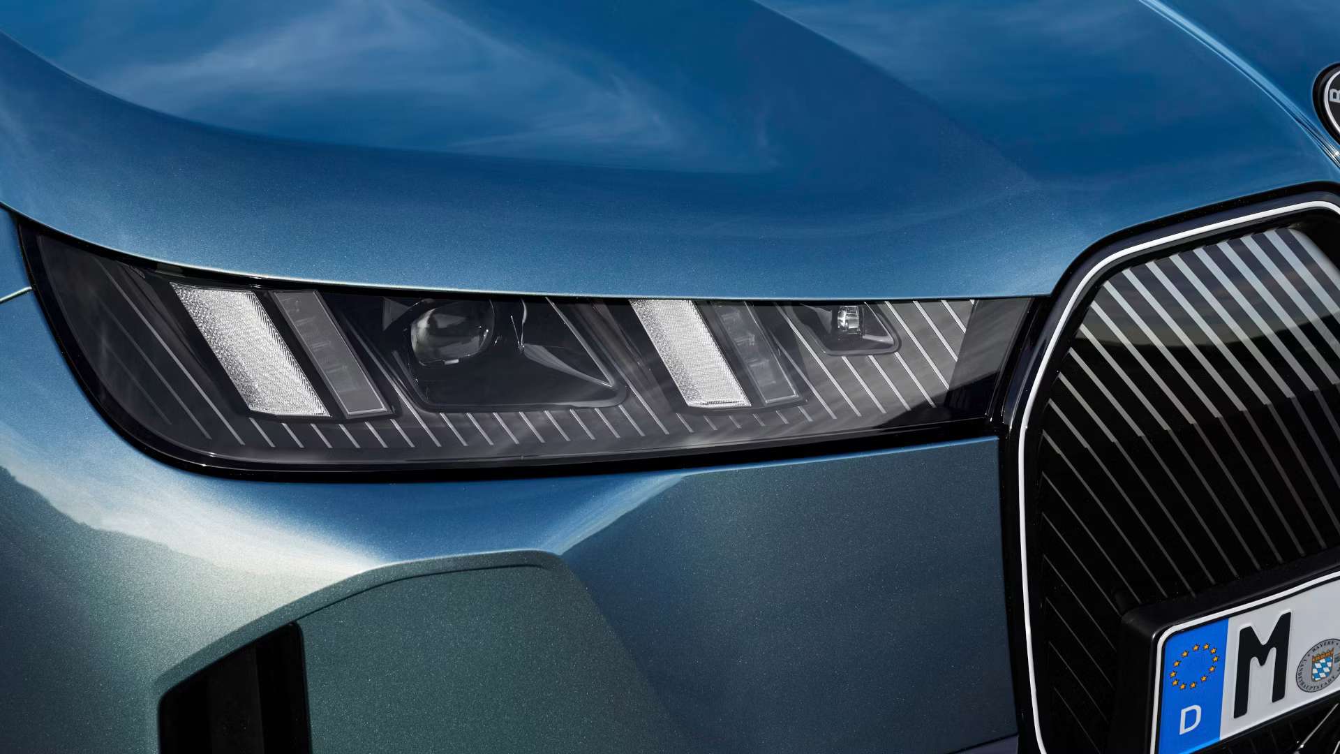 BMW iX - Obrázek 12