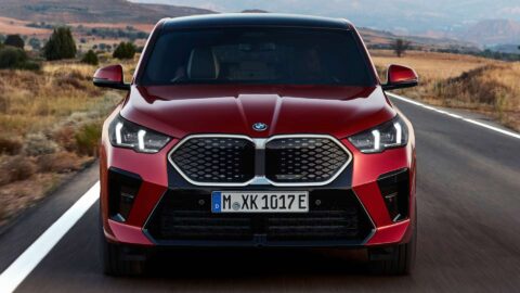 BMW iX2 (2025): Více stylu, méně smyslu?