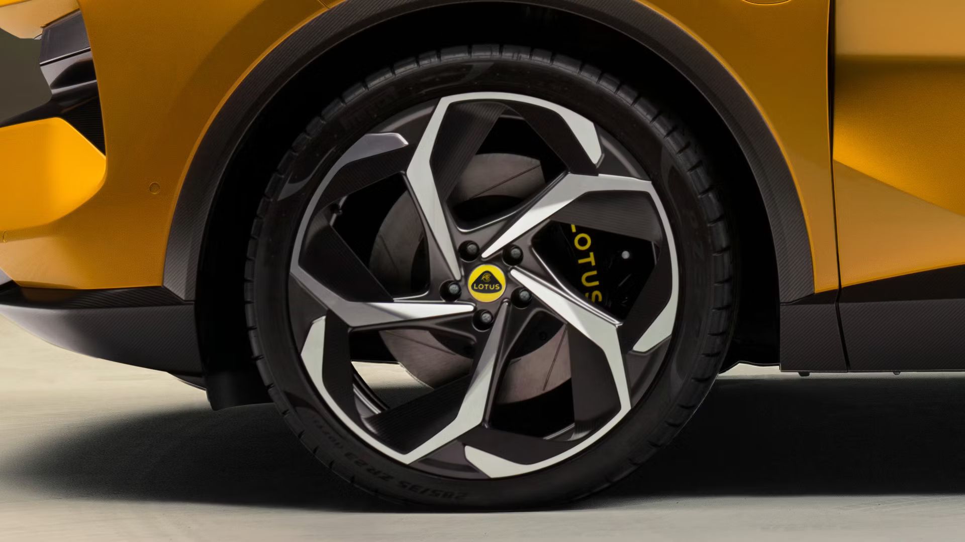 Lotus Eletre - Obrázek 20