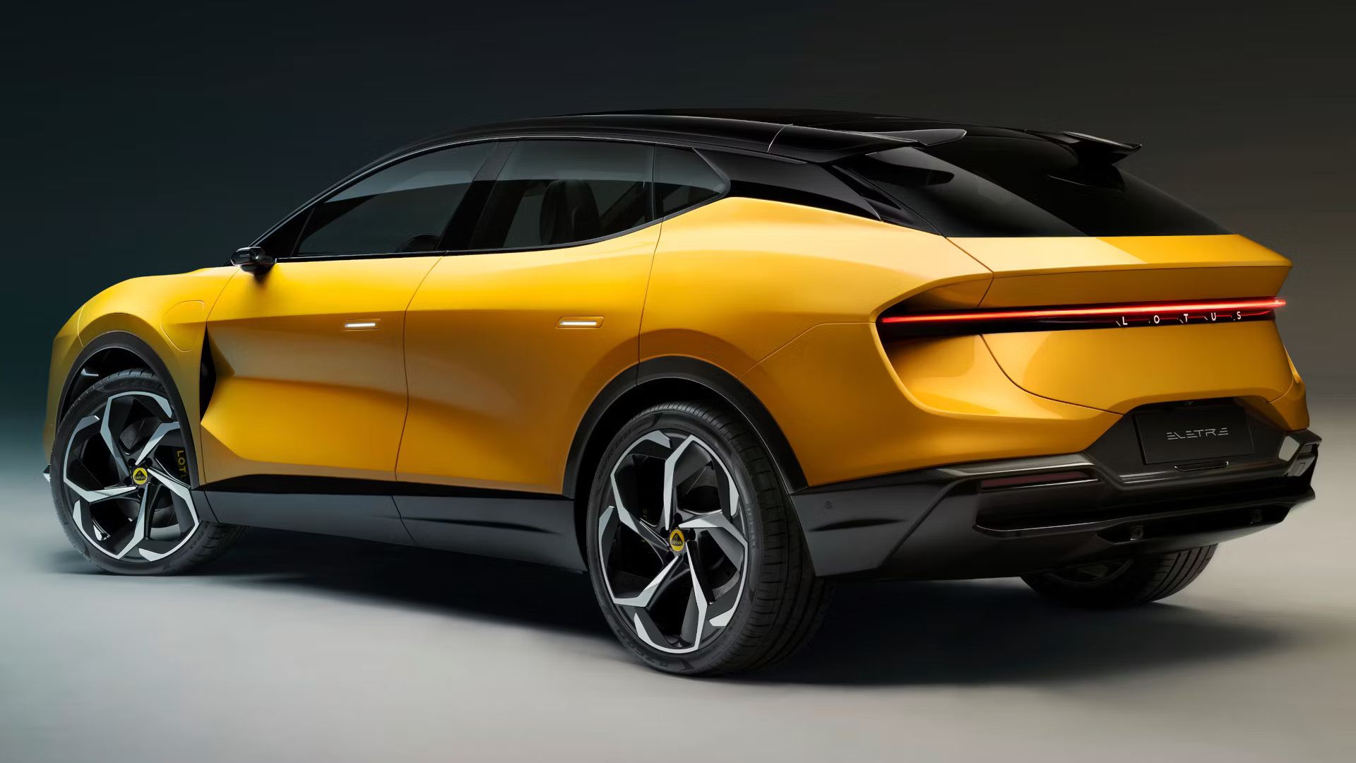 Lotus Eletre - Obrázek 4