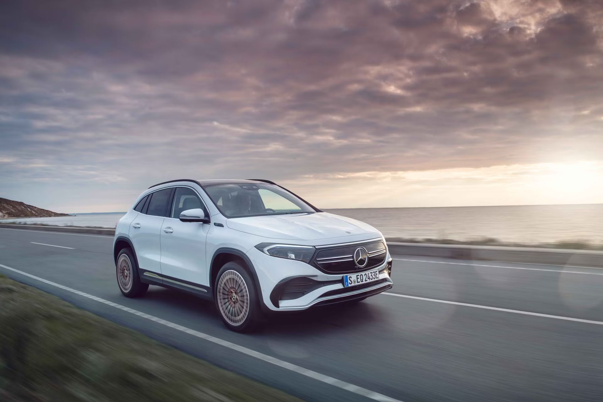 Mercedes-Benz EQA - Obrázek 1