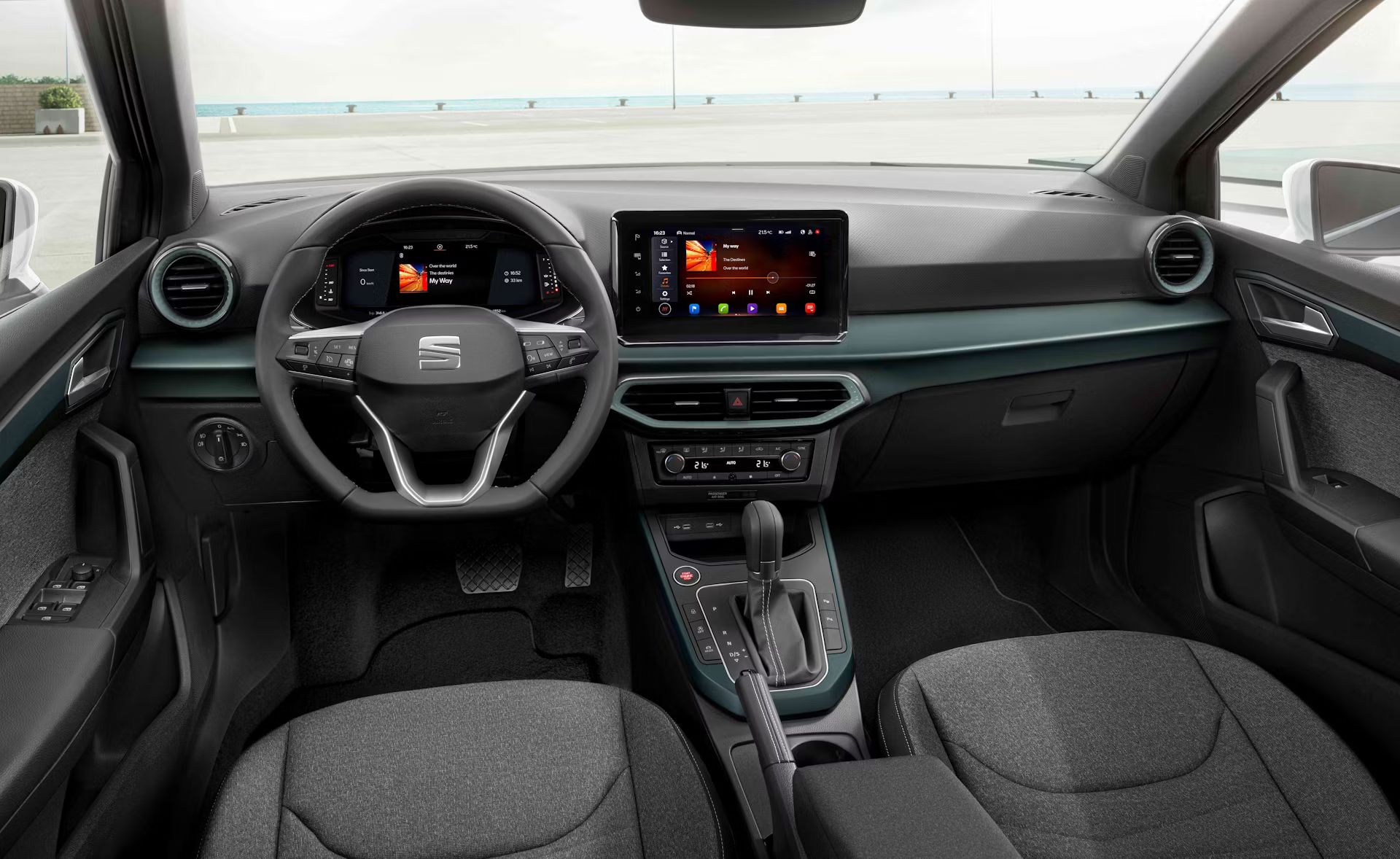 Škoda Kamiq je prostornější, ale SEAT Arona vládne ergonomií. Proč dává španělský crossover smysl i dnes? - Obrázek 3