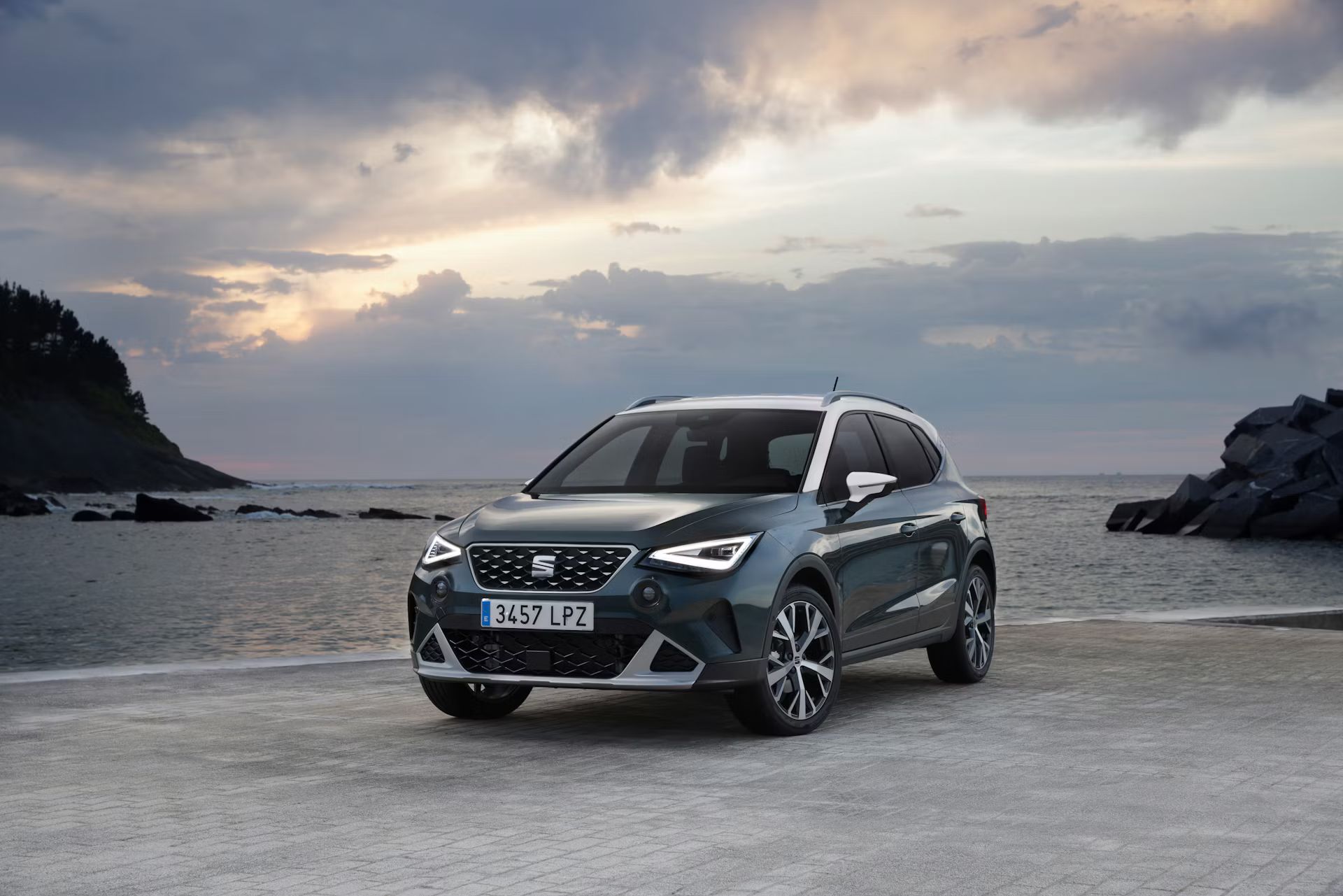 Škoda Kamiq je prostornější, ale SEAT Arona vládne ergonomií. Proč dává španělský crossover smysl i dnes? - Obrázek 1